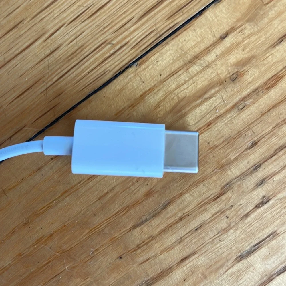 Apple USB-C to Headphone Jack